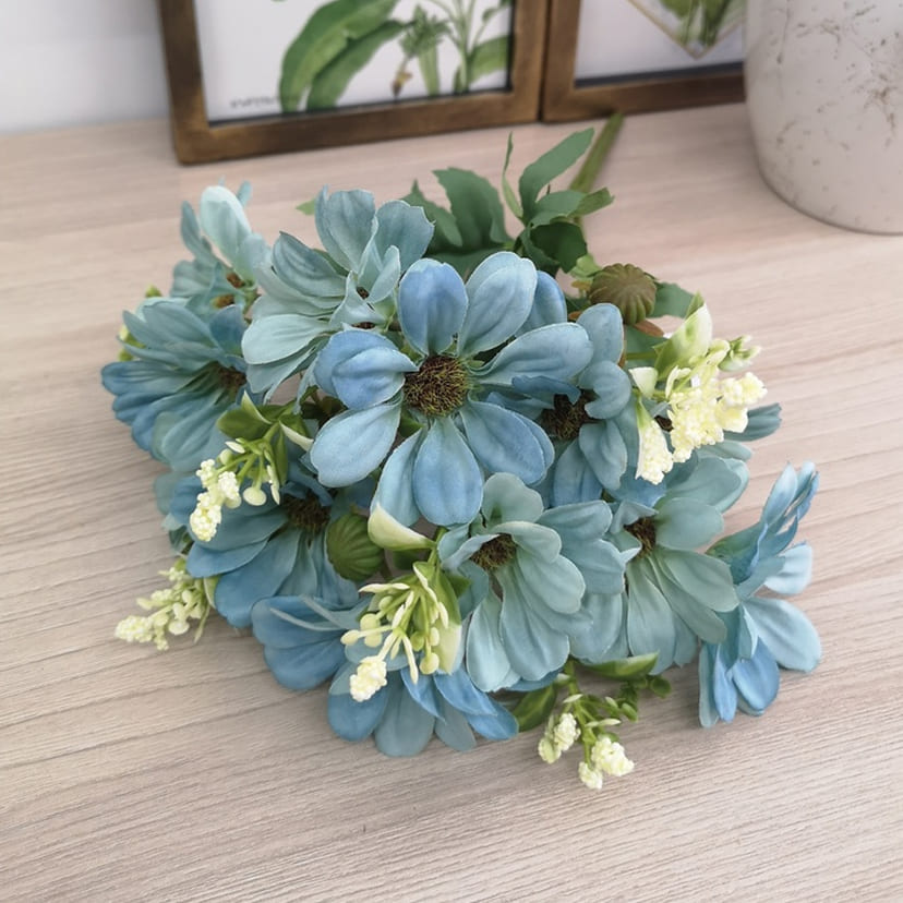 Искусственные цветы в Волгограде | Цветы искусственные «Ромашки с бутонами», голубые, букет