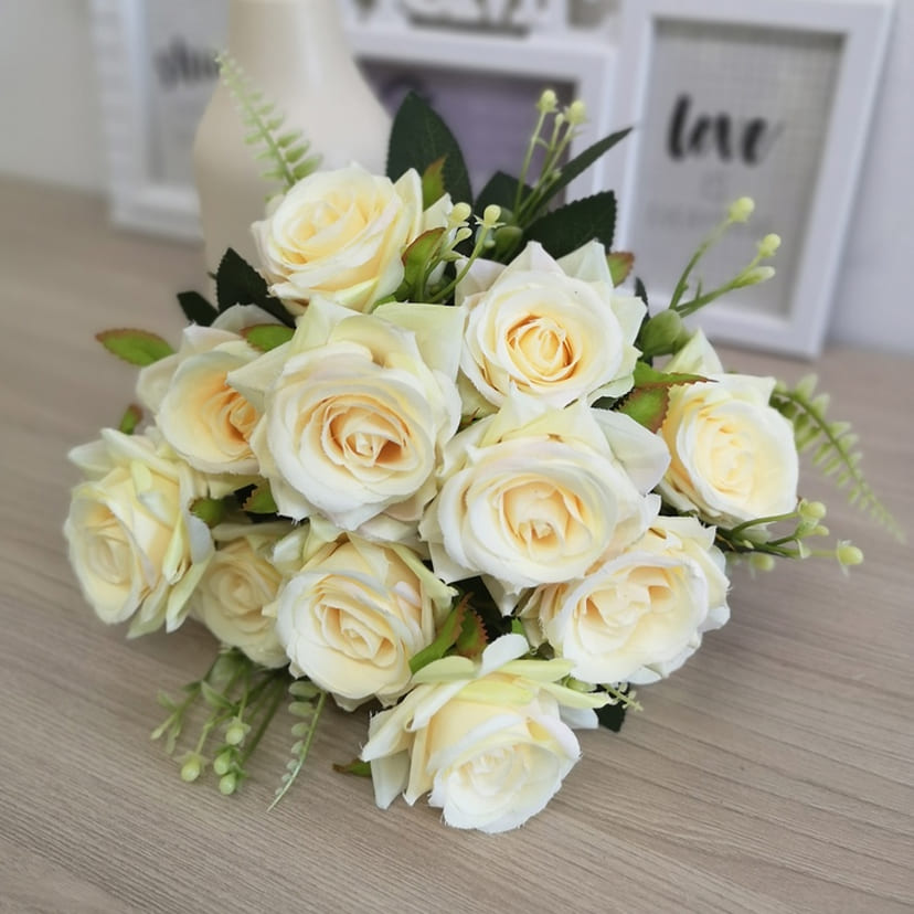 Искусственные цветы в Волгограде | Цветы искусственные «Розы острые», молочно-персиковые, букет