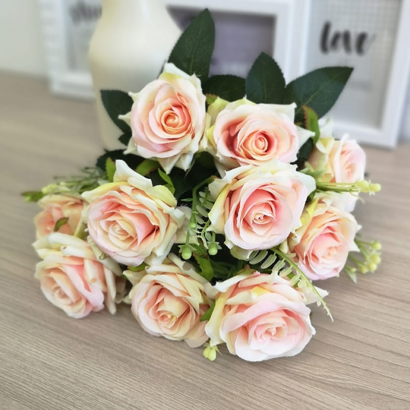 Искусственные цветы в Волгограде | Цветы искусственные «Розы острые», розовато-молочные, букет